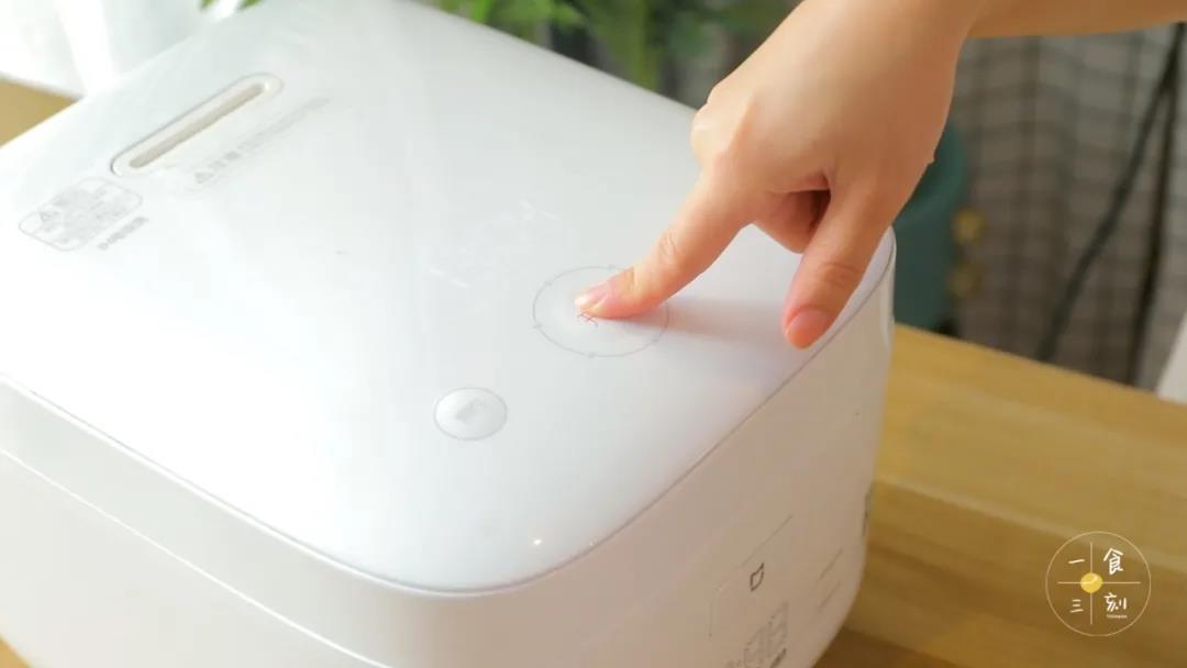 第8步：按下煮饭键，等待完成就好啦！