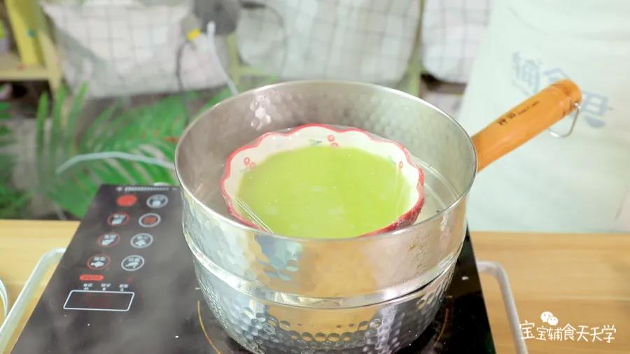 蒸锅上汽后放入蒸10分钟即可