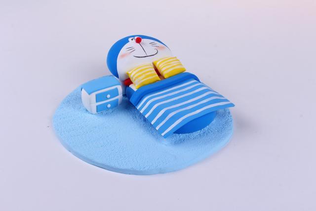 步骤10：做一个床头柜，如上图所示。