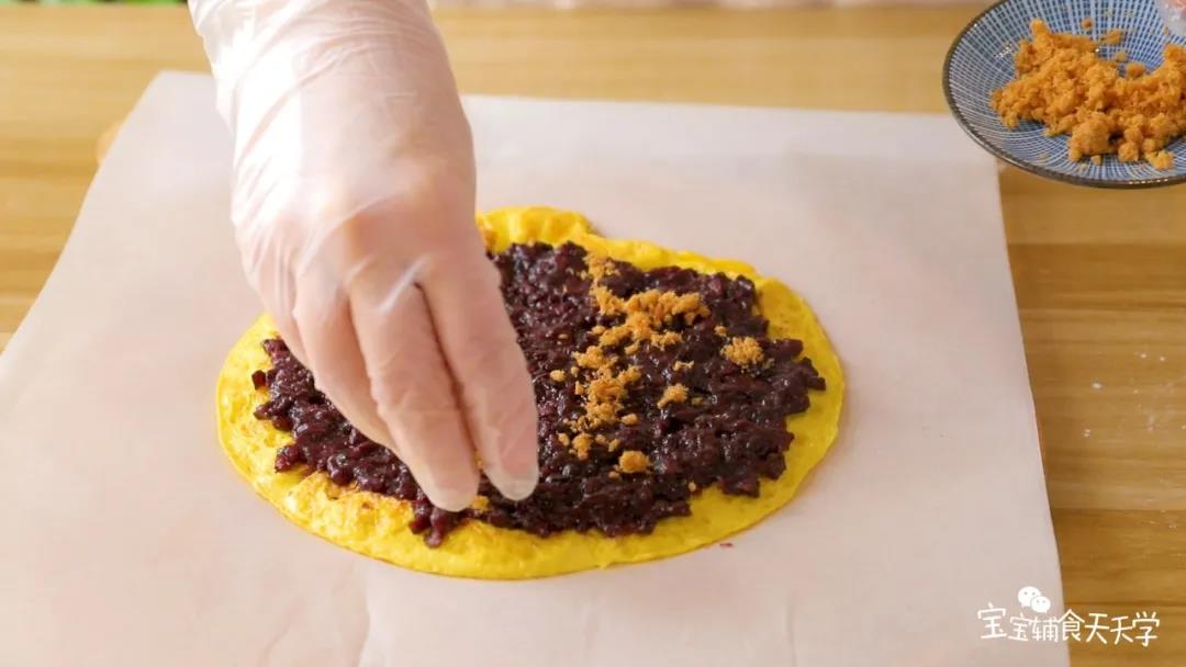 撒上适量的肉松