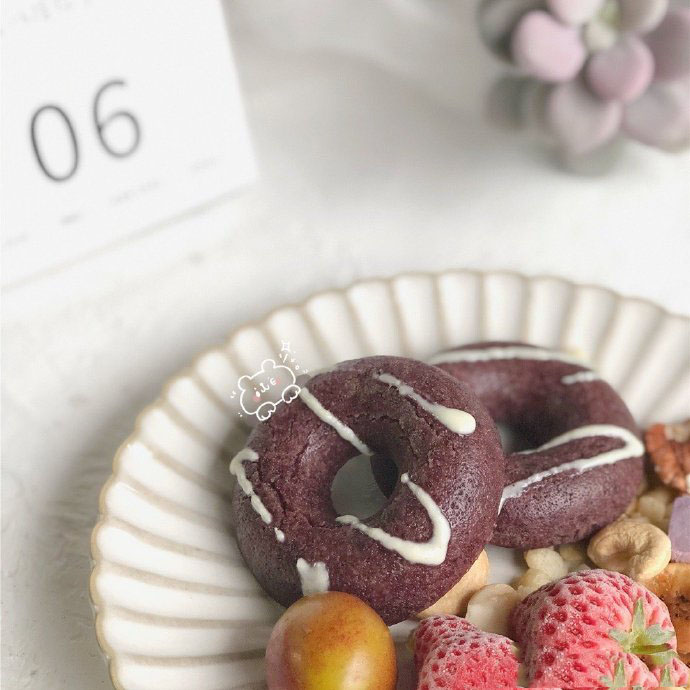 第5步：最后加上昨晚大泽的番茄牛尾汤煮的空心面，简单快手加营养满分，一共27分钟完成早餐