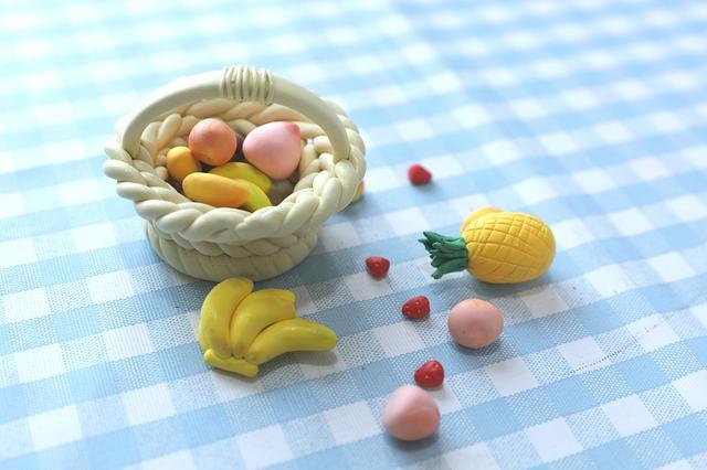 逼真粘土小篮子做法教程