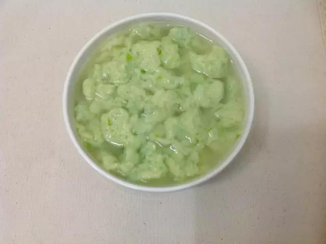 不同的方法吃面食。