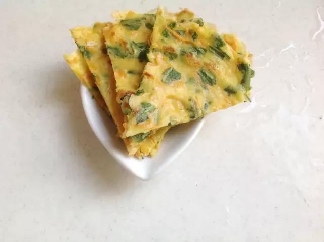 胡萝卜荠菜蛋饼