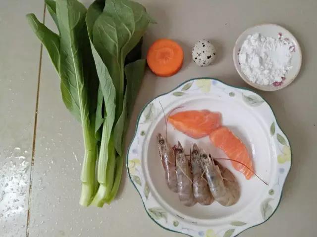 第1步：准备食材。