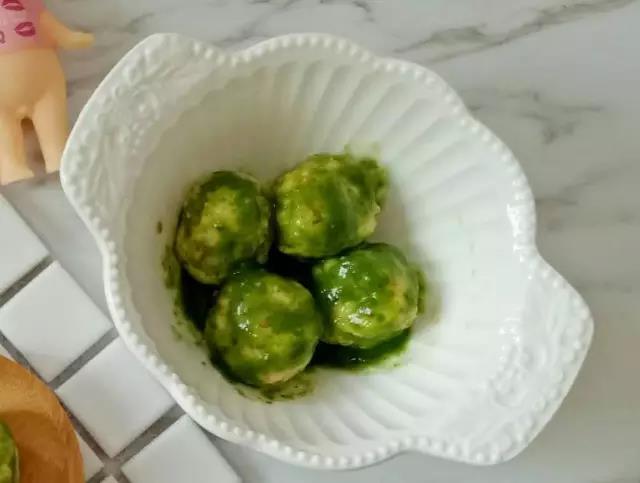 第11步：一抹赏心悦目的翠绿。