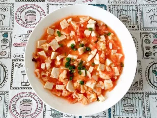 花菜番茄炖豆腐