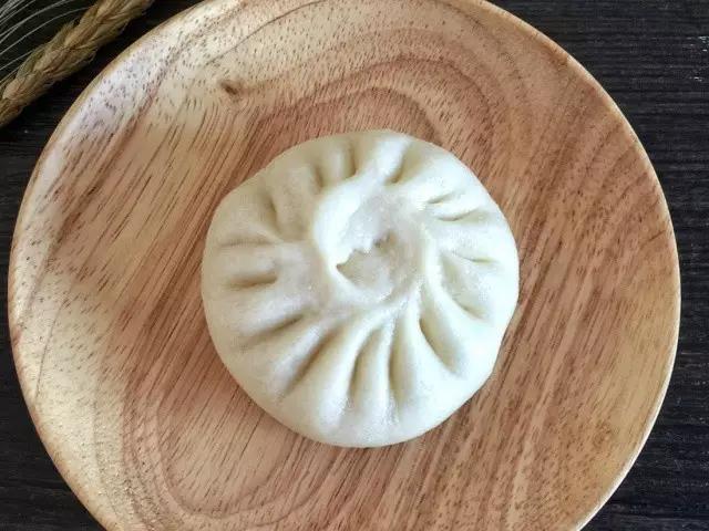 胡萝卜香菇猪肉包