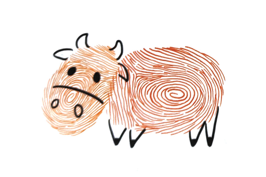 步骤3：画两只牛角，两只耳朵、四条腿和蹄子