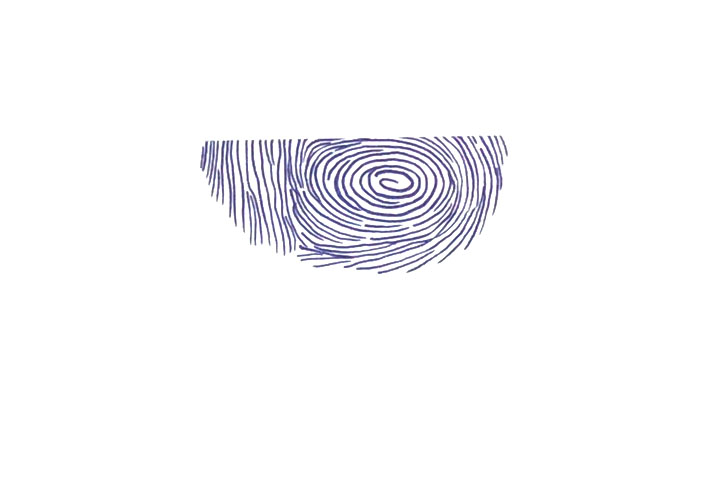 步骤1：用大人的半个指印作杯口。