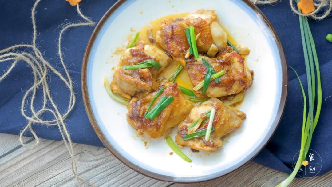 第10步：鸡排也可以提前一晚腌制，隔天煎了当午餐或晚餐，都是给味蕾最大的满足！