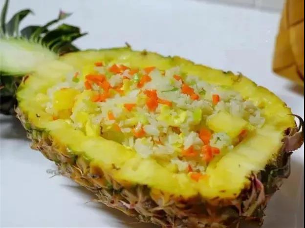 菠萝炒饭