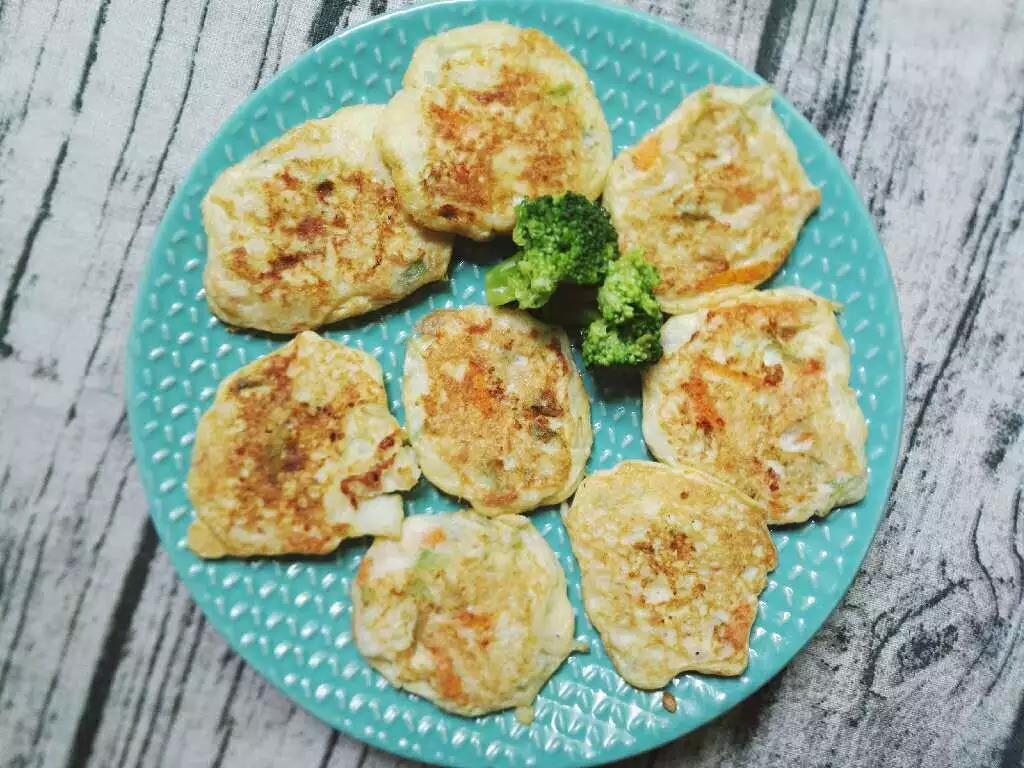 香嫩快手鸡蛋饼。