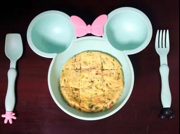 杂蔬颗粒面鸡蛋小方