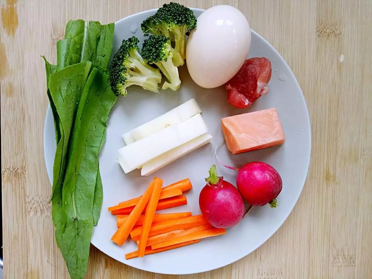 准备好所有食材。