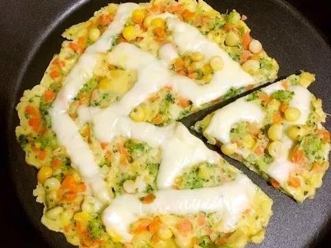 没有烘箱也可以做比萨哦~