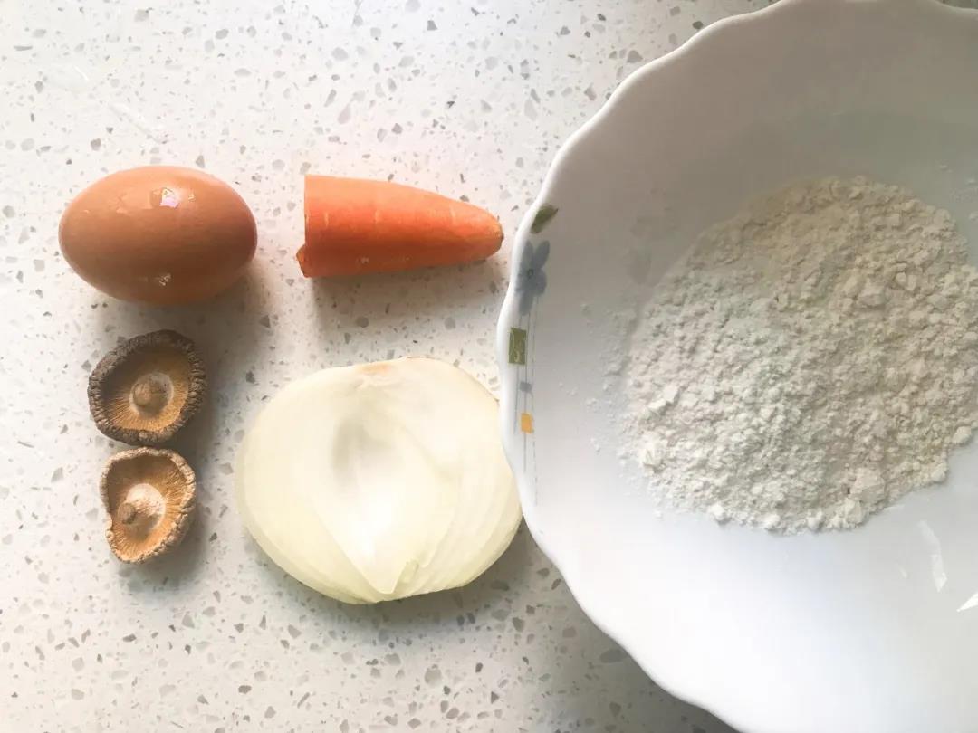 第1步：所有食材称重、洗净备用。