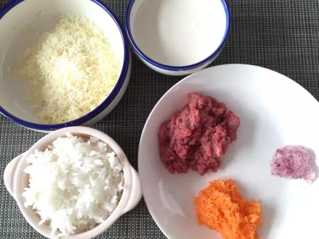 准备好所有食材。