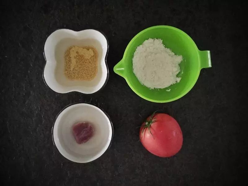 准备好所有食材。