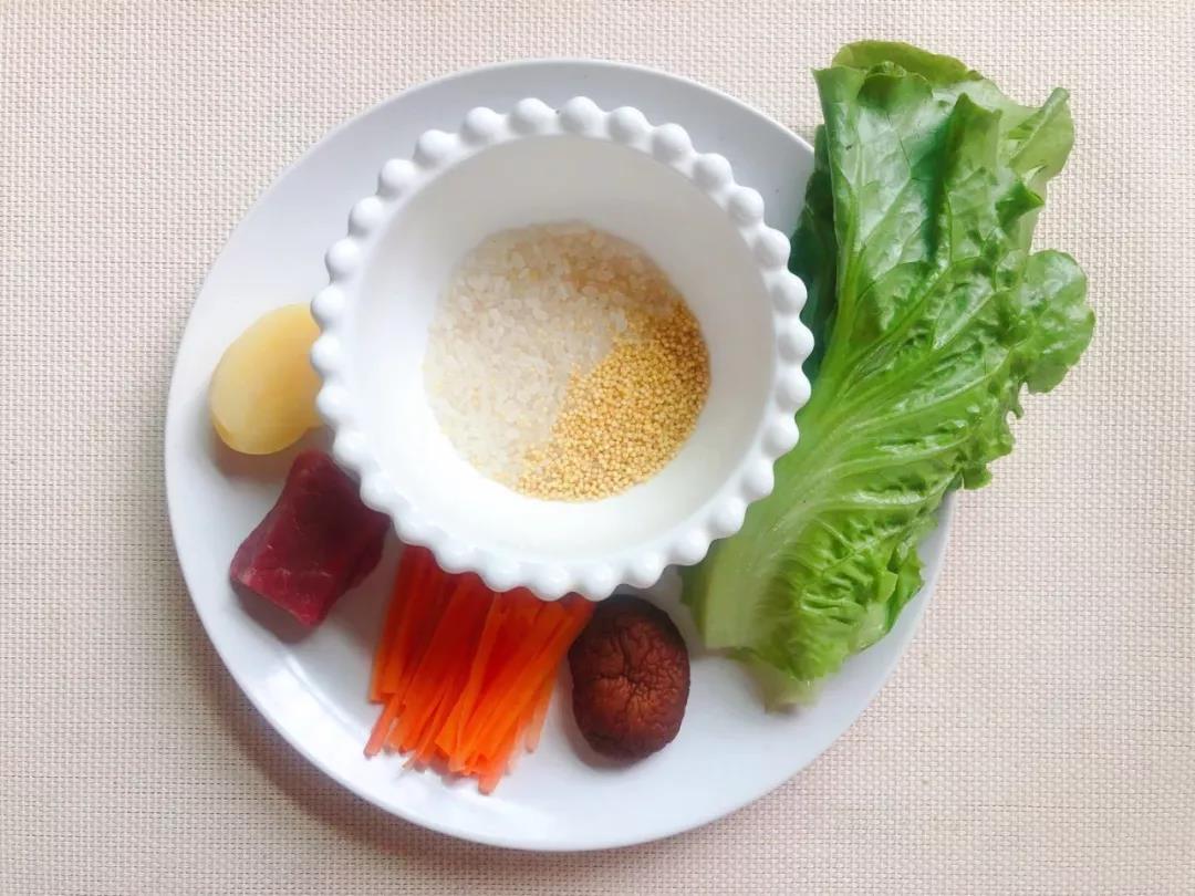 准备好所有食材。