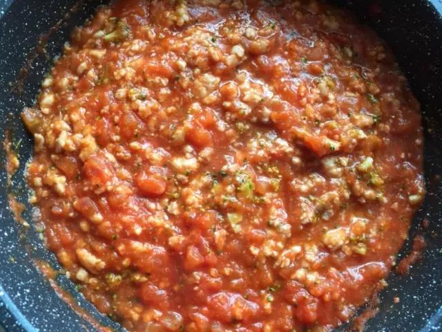 第8步：翻炒均匀，如果太稠可以加少许水。