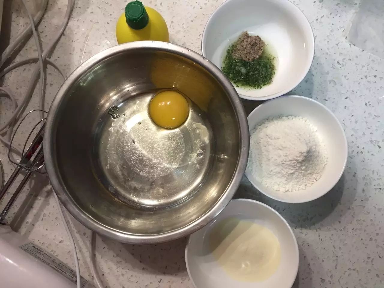 准备好所需食材。