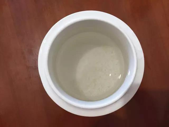 第1步：大米浸泡半小时。