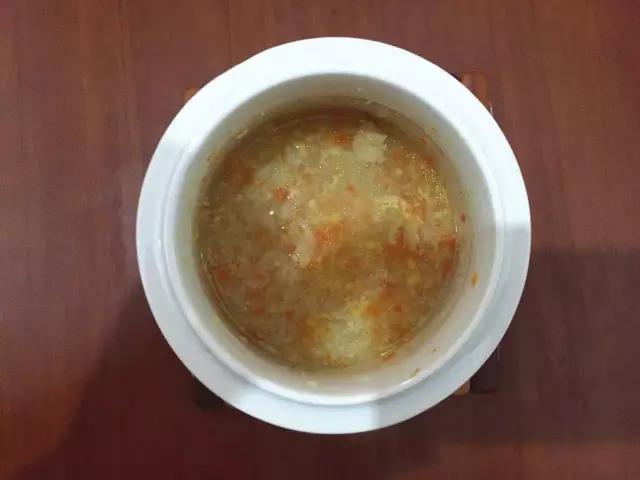 第6步：炖好盛出可加入适量熟黑芝麻。