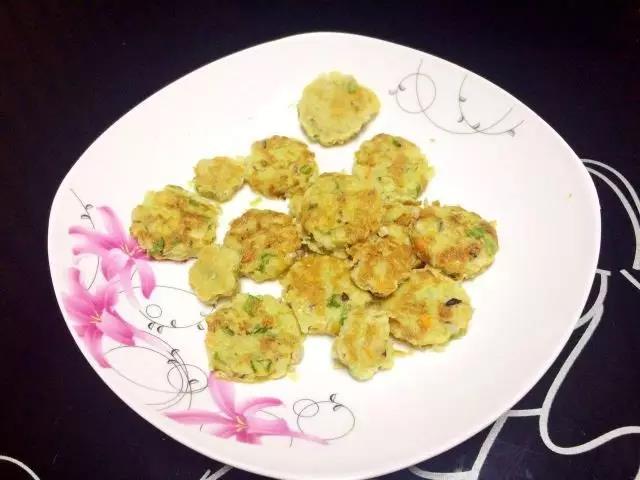 一口一个美美的。