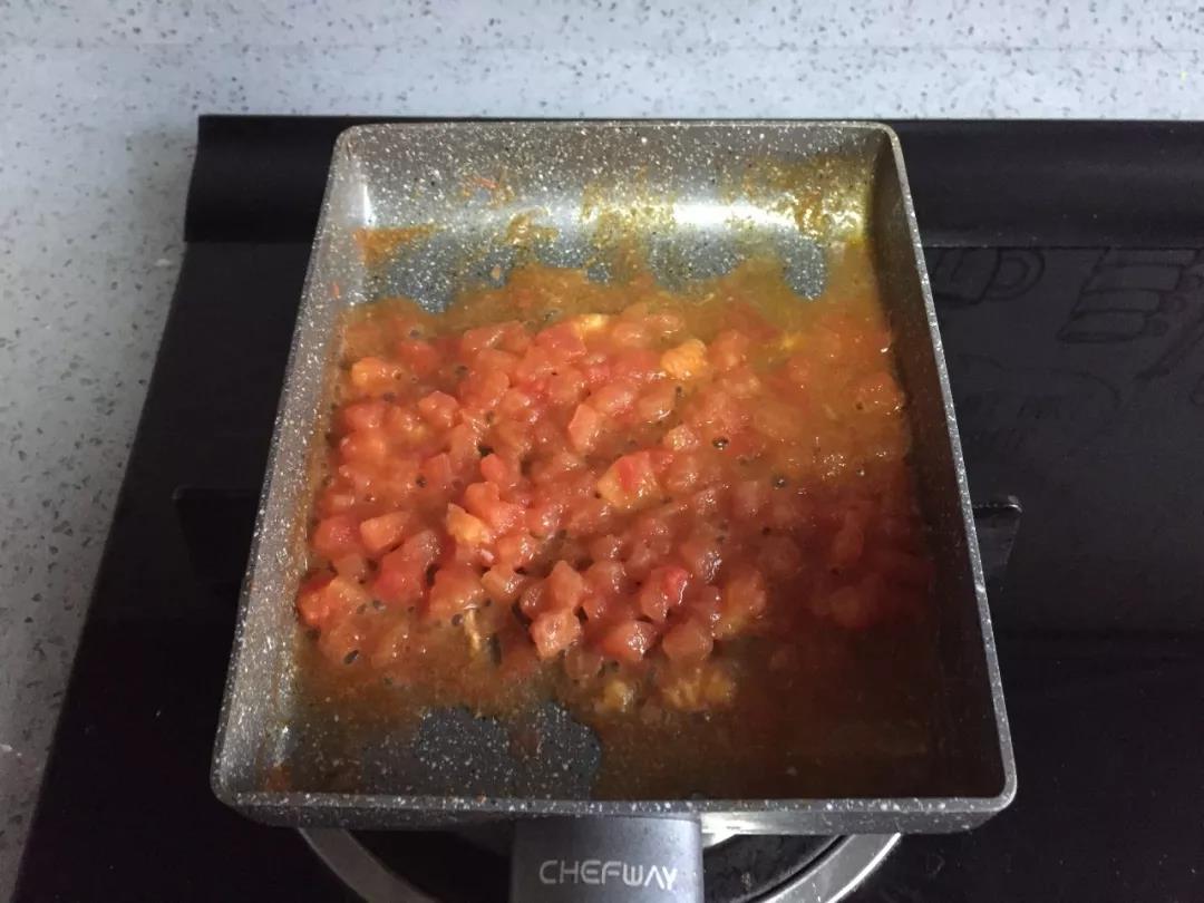 加水炒至浓稠。