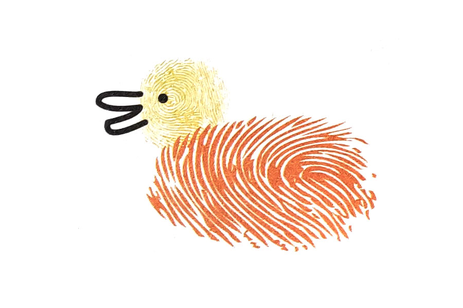 步骤3：给小鸭子画上扁扁的嘴巴和圆圆的眼睛。