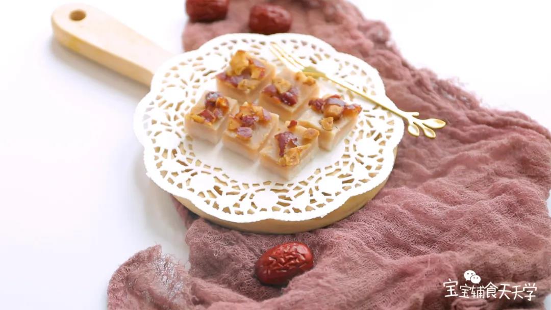 藕粉红枣大米糕