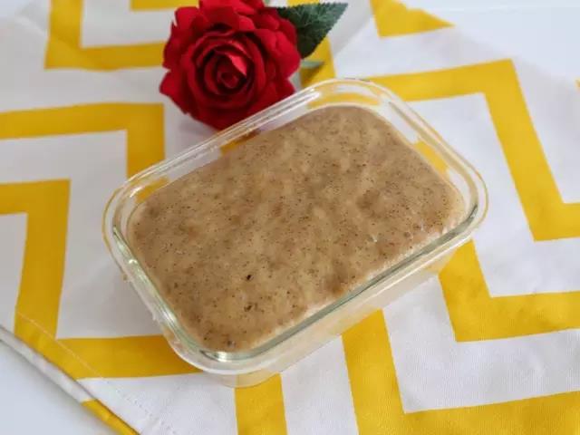 发酵完，冷水上锅蒸。水开后转中火蒸20分钟，焖5分钟开盖。