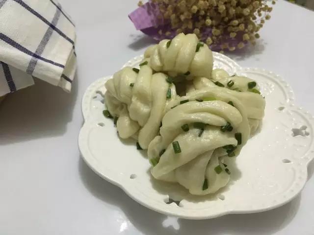 可以给宝宝做手指食物。