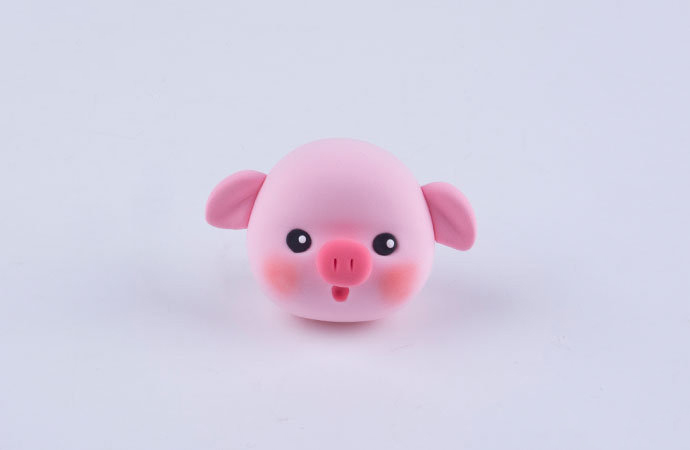 步骤5：把耳朵粘上。