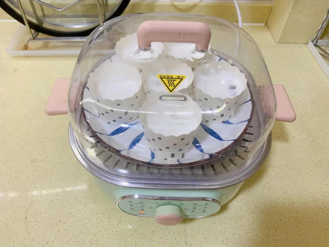 第5步：水开后蒸30分钟，关火后焖5分钟。