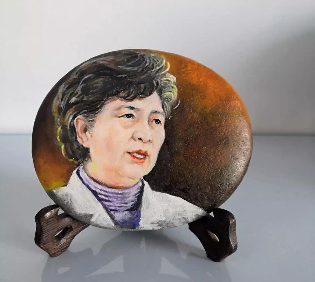 众志成城抗击疫情石头画-图6