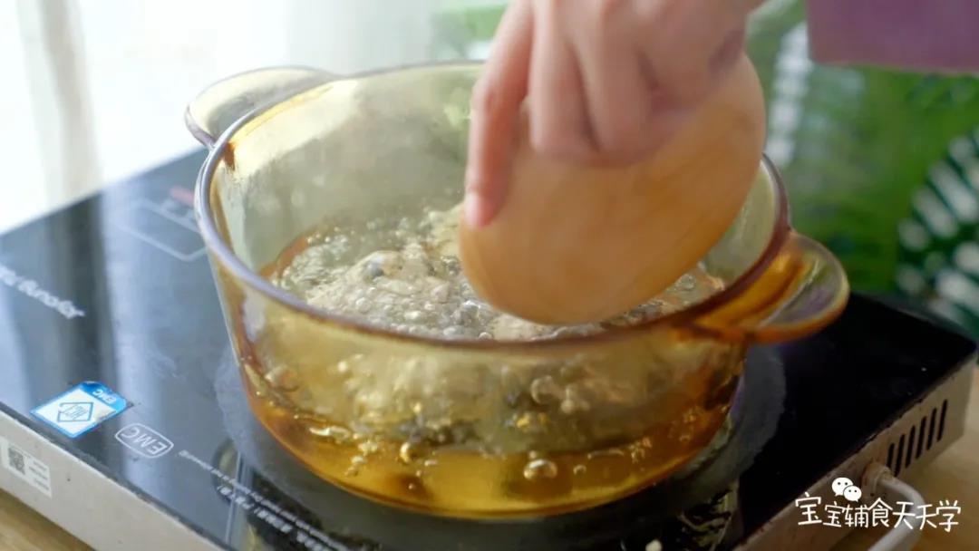 鹌鹑蛋冷水下锅，煮熟