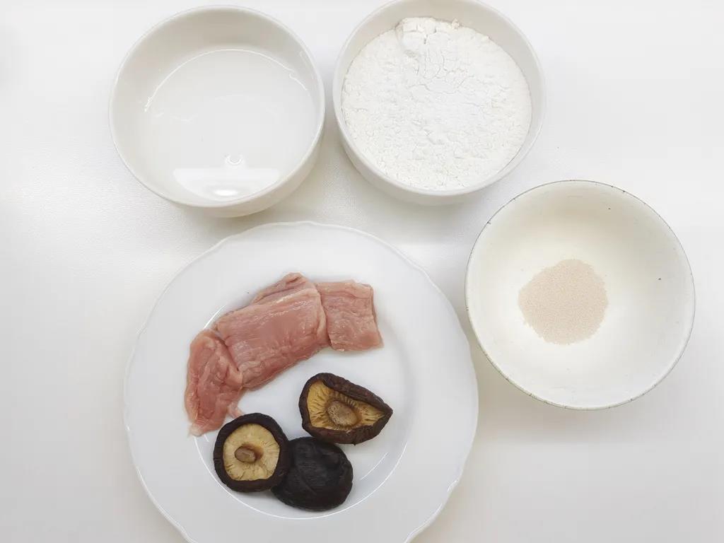 准备好所有食材。