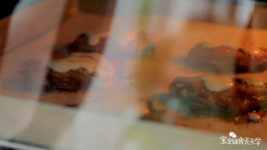 烤至奶酪融化即可