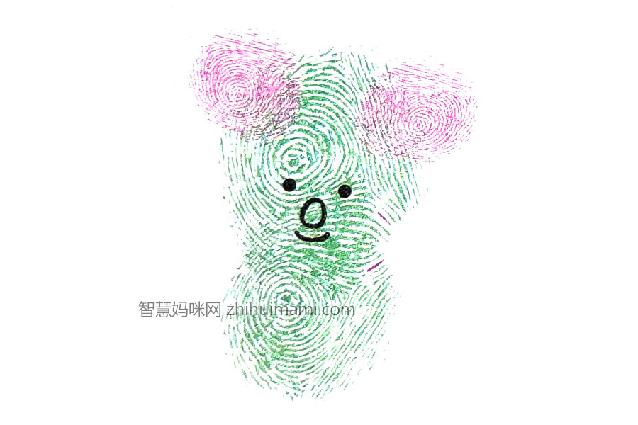 步骤4：接下来画出小熊的眼睛、鼻子，还有弯弯的嘴巴。