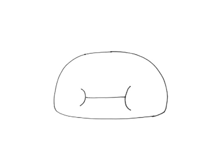 步骤2：画出螃蟹鼓鼓的嘴巴，中间一条直线两旁画出弯曲的弧线
