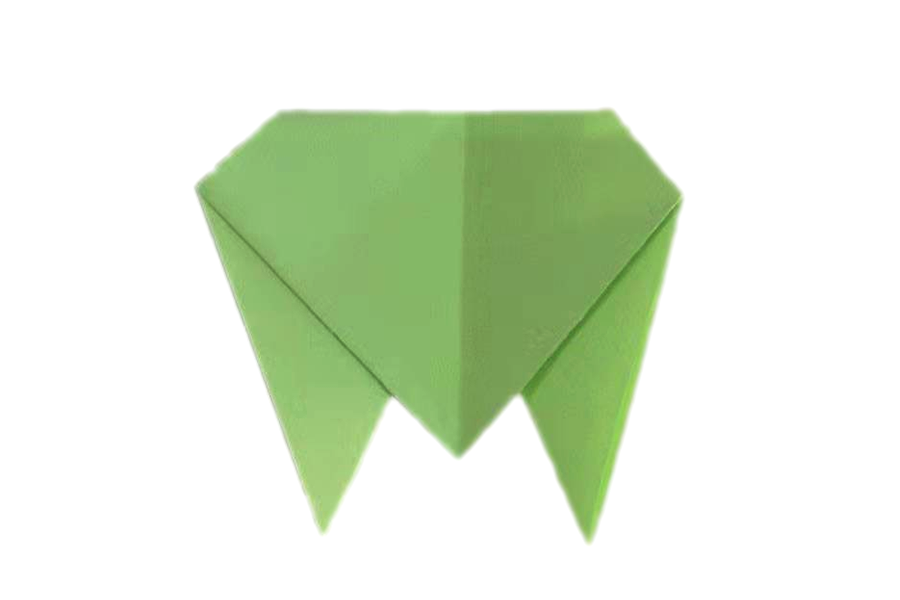 步骤11：如图所示，展开图形后，中心被压出一条很明显的折痕。