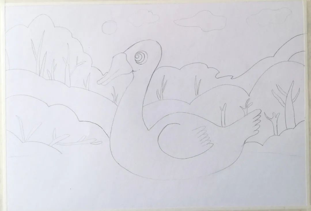 步骤4：在天空中画出太阳和白云的轮廓。