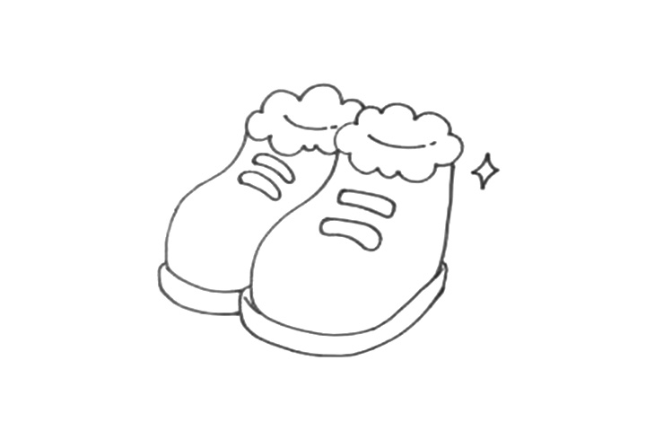 步骤4：把小鞋子的另一部分鞋子画出来，鞋子被遮盖的部分不需要显示出来，学会画事物的前后关系