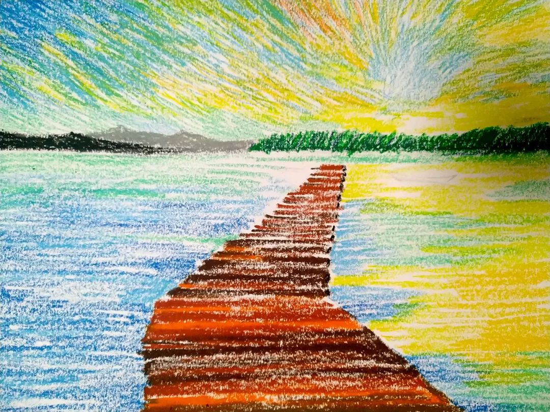 步骤2：参考天空的色彩画出海面。注意天空和海面的笔触方向有明显的区别。天空的笔触方向是以夕阳为中心，呈放射状。海面的笔触是水平方向，以体现海的宁静。画出海面上的木桥，充分利用近大远小的原理，强化画面的纵深感。