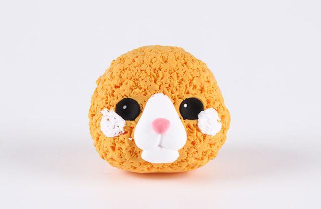 步骤4：用七本针戳出毛茸茸的感觉，如上图所示。