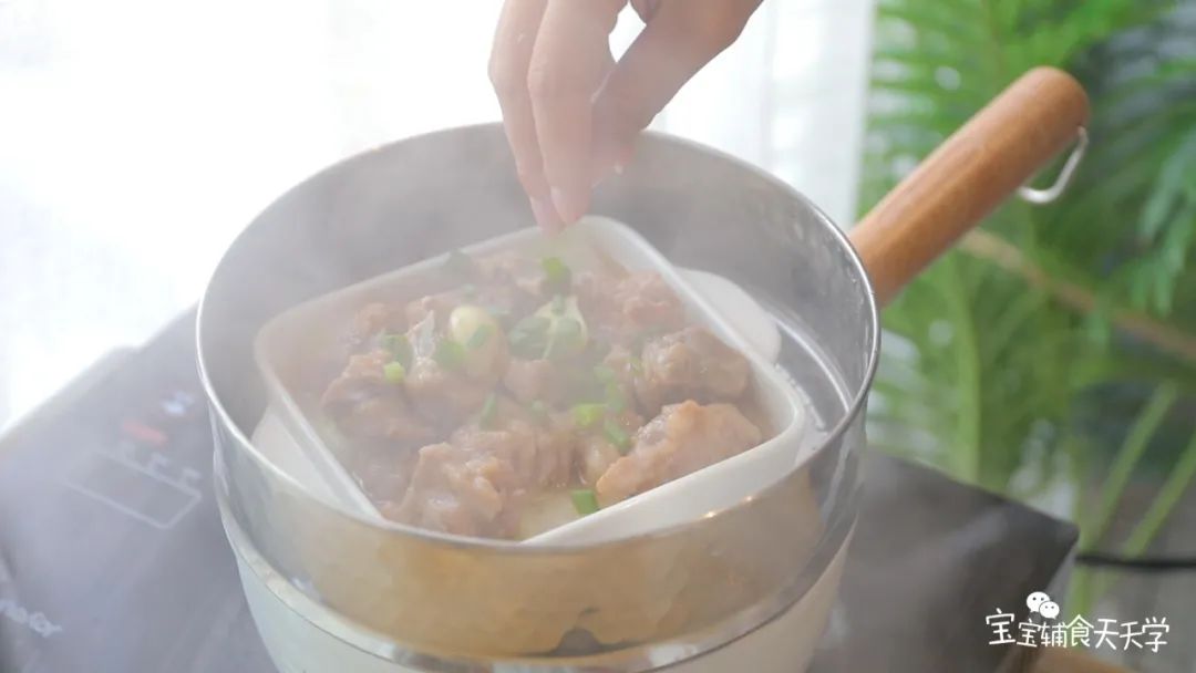 最后撒上葱花就好啦