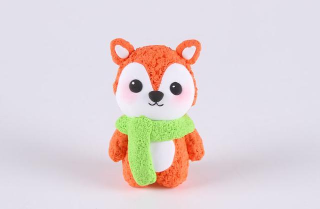 可爱的绿围巾小狐狸粘土手工