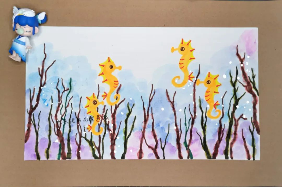 水中的海马儿童画作品